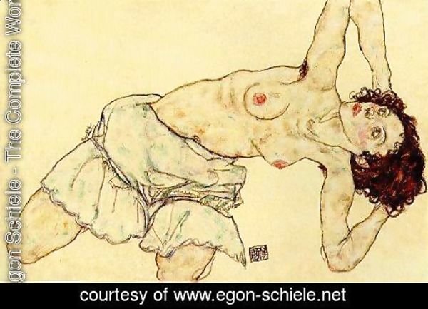 Egon Schiele - Nude woman with a skirt